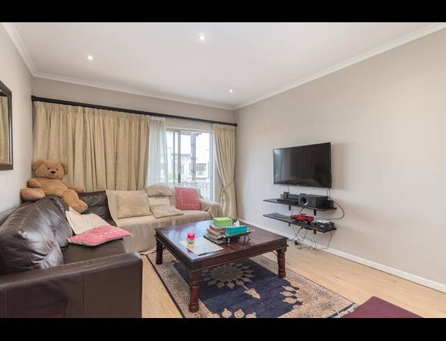 3 BEDROOM APARTMENT FOR SALE IN CENTURY CITY